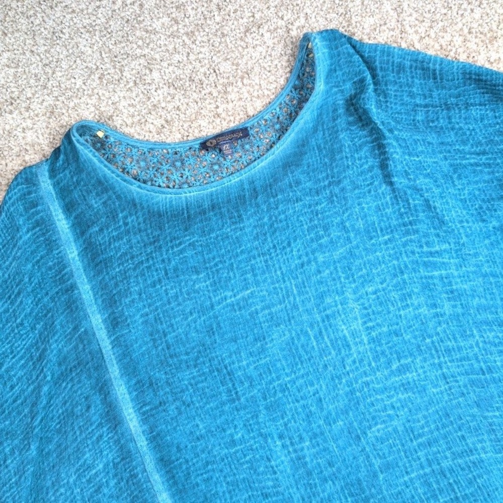 Democracy Women's Blue Burnout Knit Crochet Trim Asymmetrical‎ Hem Tunic Top
